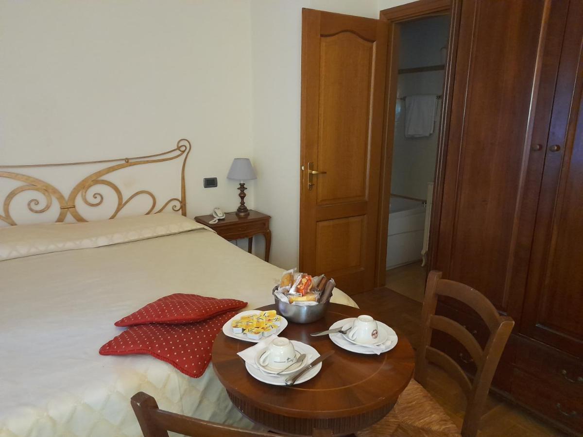Petit Chateau Μοντεκατίνι Τέρμε Εξωτερικό φωτογραφία