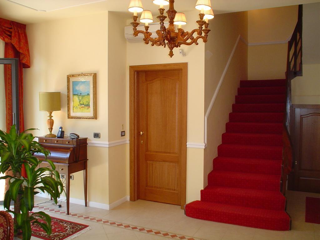 Petit Chateau Μοντεκατίνι Τέρμε Εξωτερικό φωτογραφία