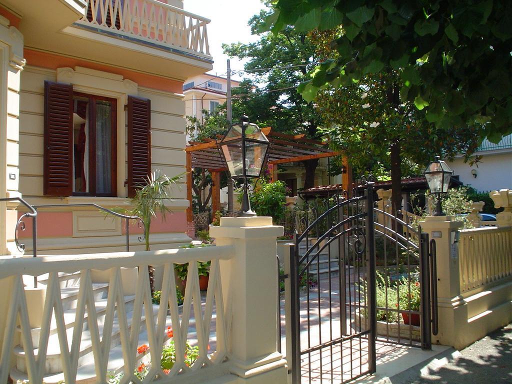 Petit Chateau Μοντεκατίνι Τέρμε Εξωτερικό φωτογραφία
